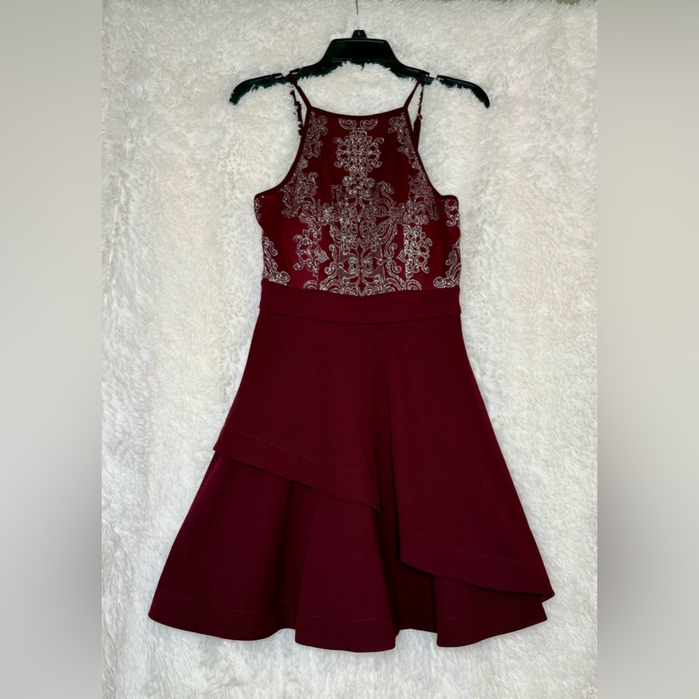 Speechless Burgundy Silver Lace Overlay Dress Size 7